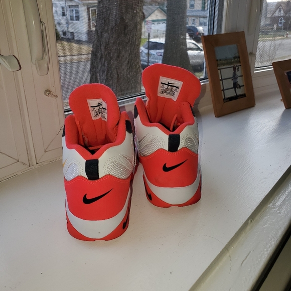 Nike Air Force - Picture 3 of 6